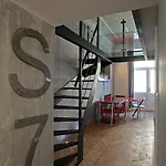 House - The Modern Flat Apartman