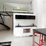 House - The Modern Flat Apartman Prága