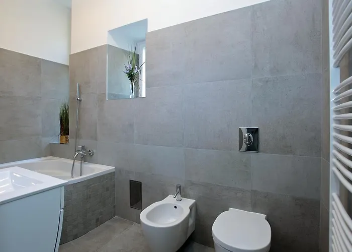 House - The Modern Flat *