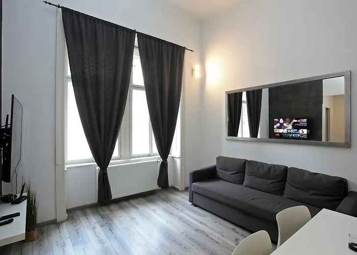 House - The Modern Flat *