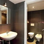 House - The Modern Flat *