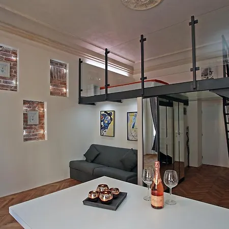 House - The Modern Flat Πράγα
