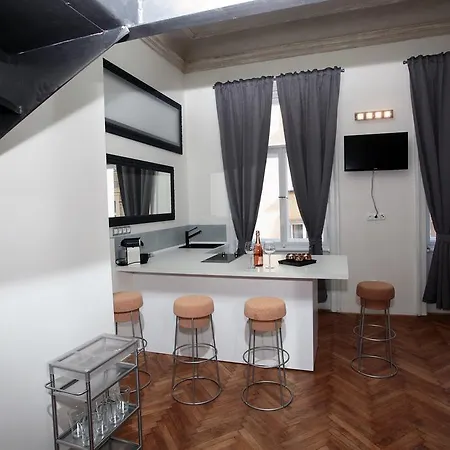 House - The Modern Flat Πράγα
