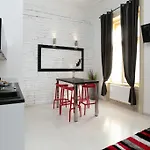 House - The Modern Flat *